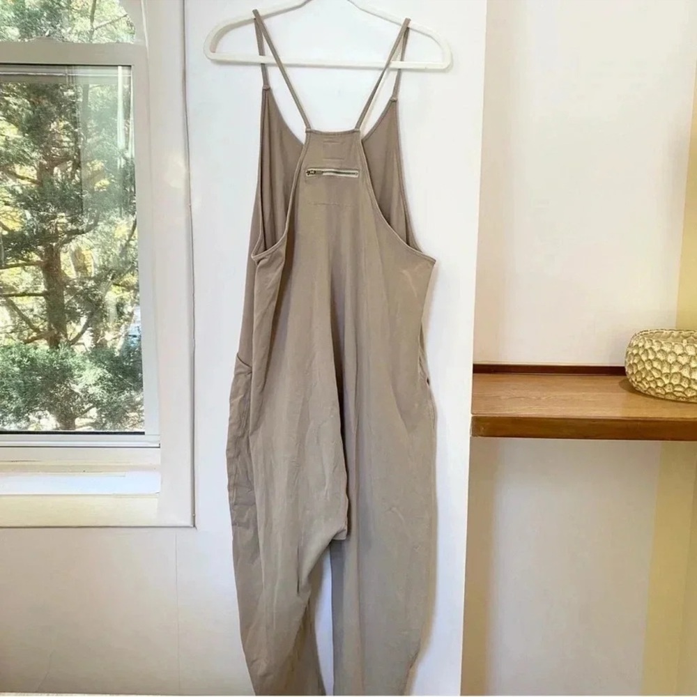 Free People Movement Hot Shot Onesie Taupe Brown Medium - Picture 10 of 11